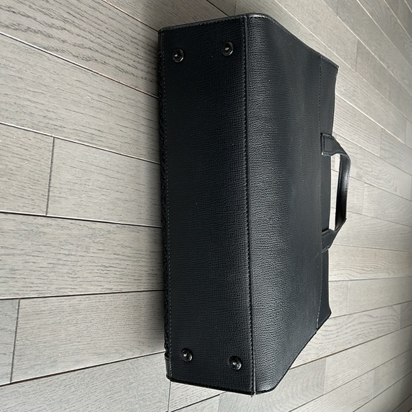 Karl Lagerfeld black leather tote - Picture 3 of 6